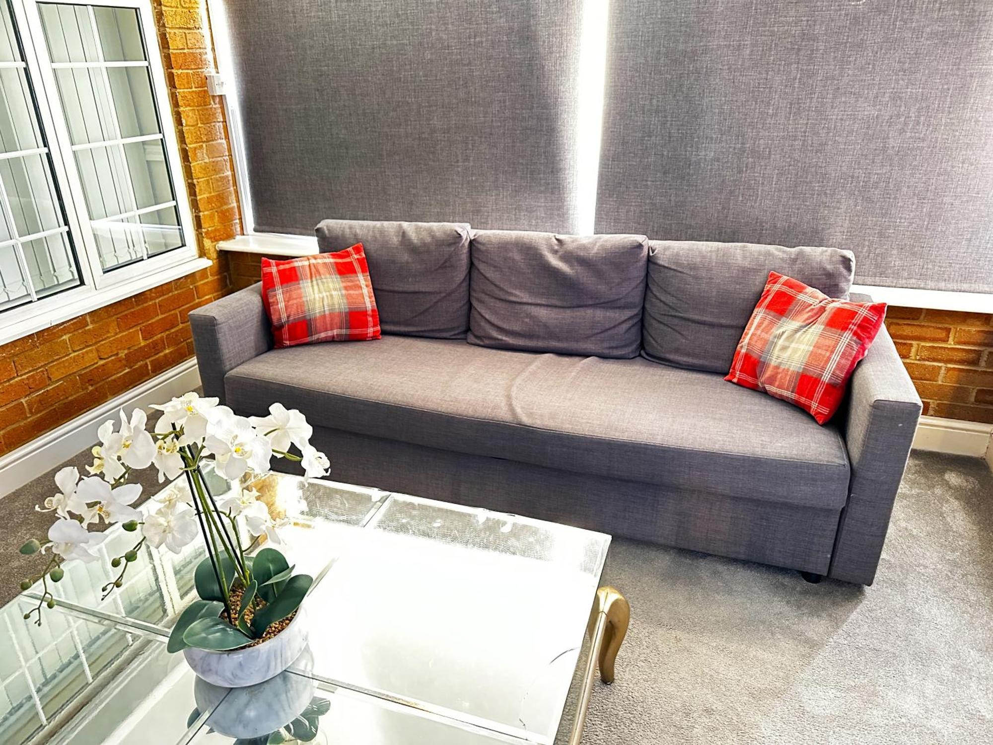 Kennedy Villa - 5 Bedroom House With Hot Tub, Wifi, Free Parkings, Close To Bicester Village Eksteriør bilde