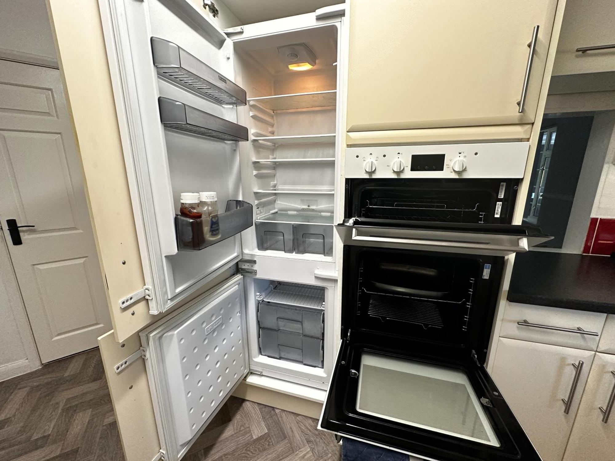 Kennedy Villa - 5 Bedroom House With Hot Tub, Wifi, Free Parkings, Close To Bicester Village Eksteriør bilde