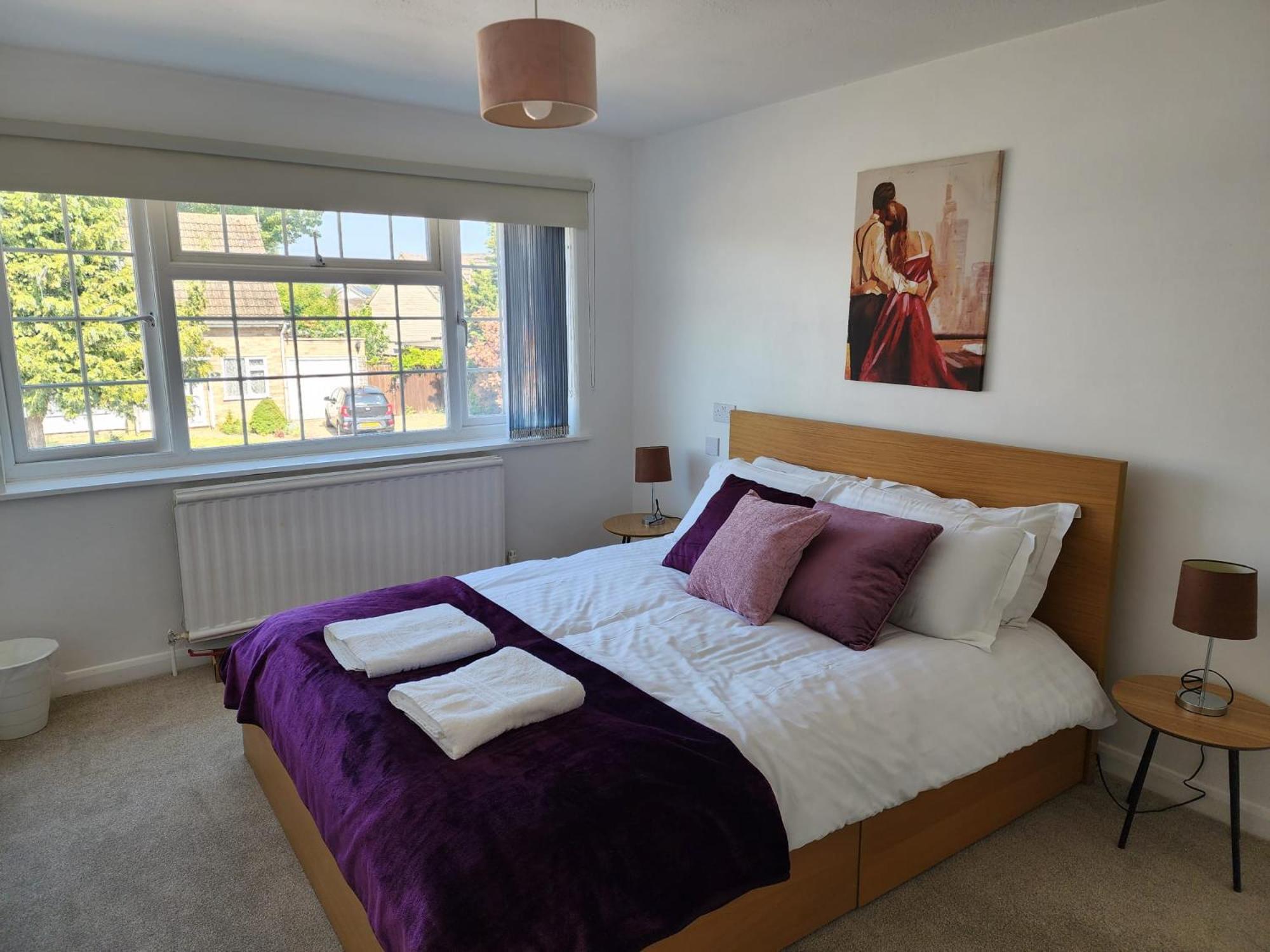 Kennedy Villa - 5 Bedroom House With Hot Tub, Wifi, Free Parkings, Close To Bicester Village Eksteriør bilde